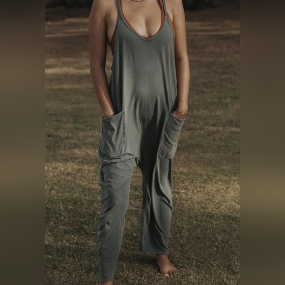 Free People Movement Women's L Hot Shot Onsie With drop crotch, Sea Grass - Picture 5 of 11
